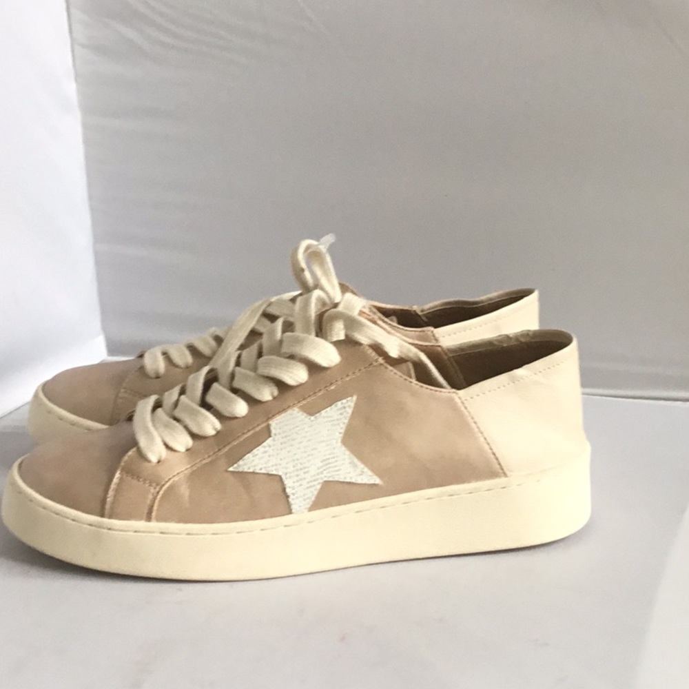 WHITE RAVEN SHOES LADIES.